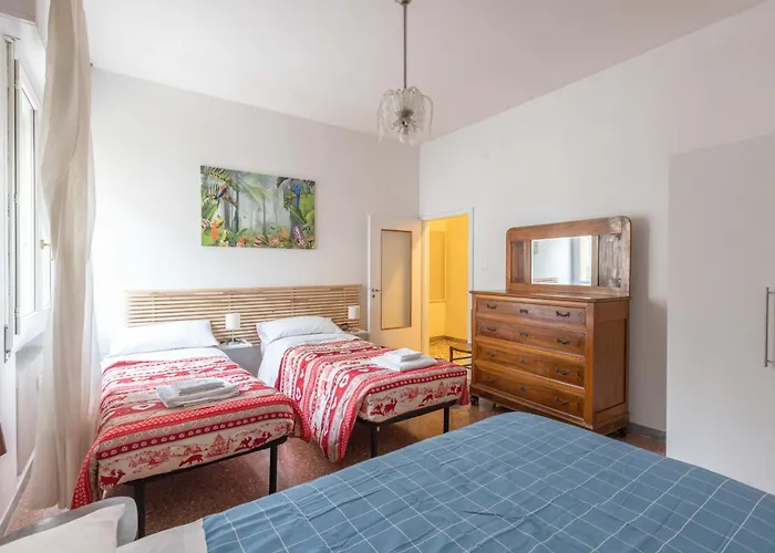 Stalingrado, By Short Holidays