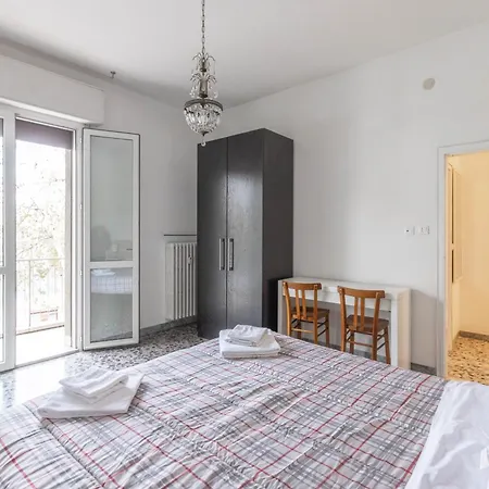 Stalingrado, By Short Holidays בולוניה